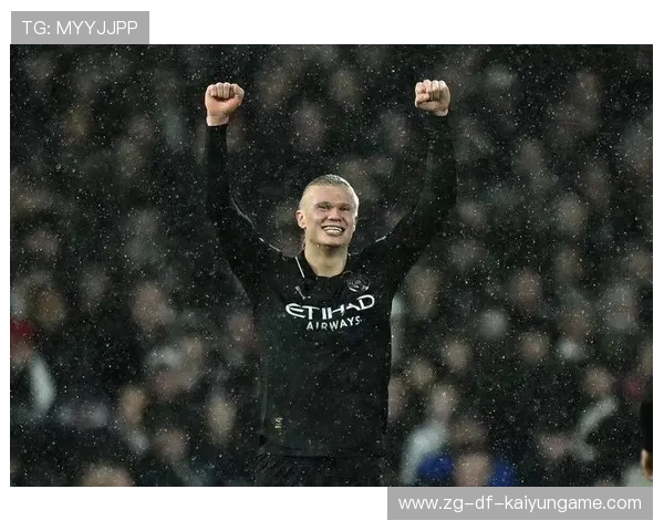 哈兰德再次上演神奇表现，曼城4-0横扫诺里奇城